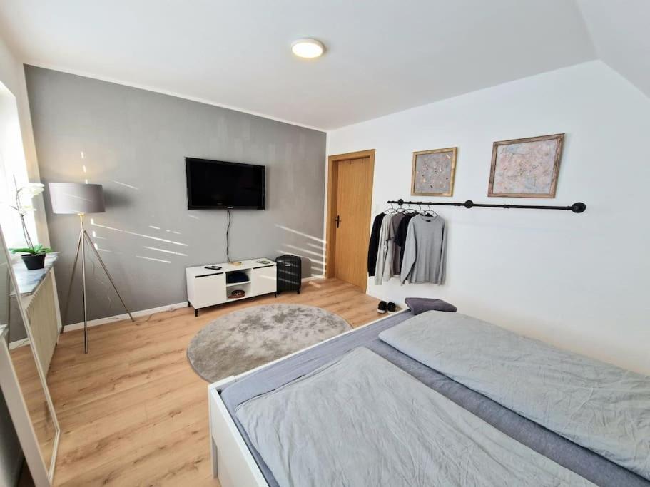 Gemuetliche Wohnung Direkt Am Kuestenkanal! Wardenburg Dış mekan fotoğraf